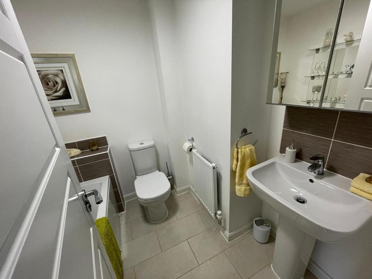 Comet Place Wellingborough Esterno foto