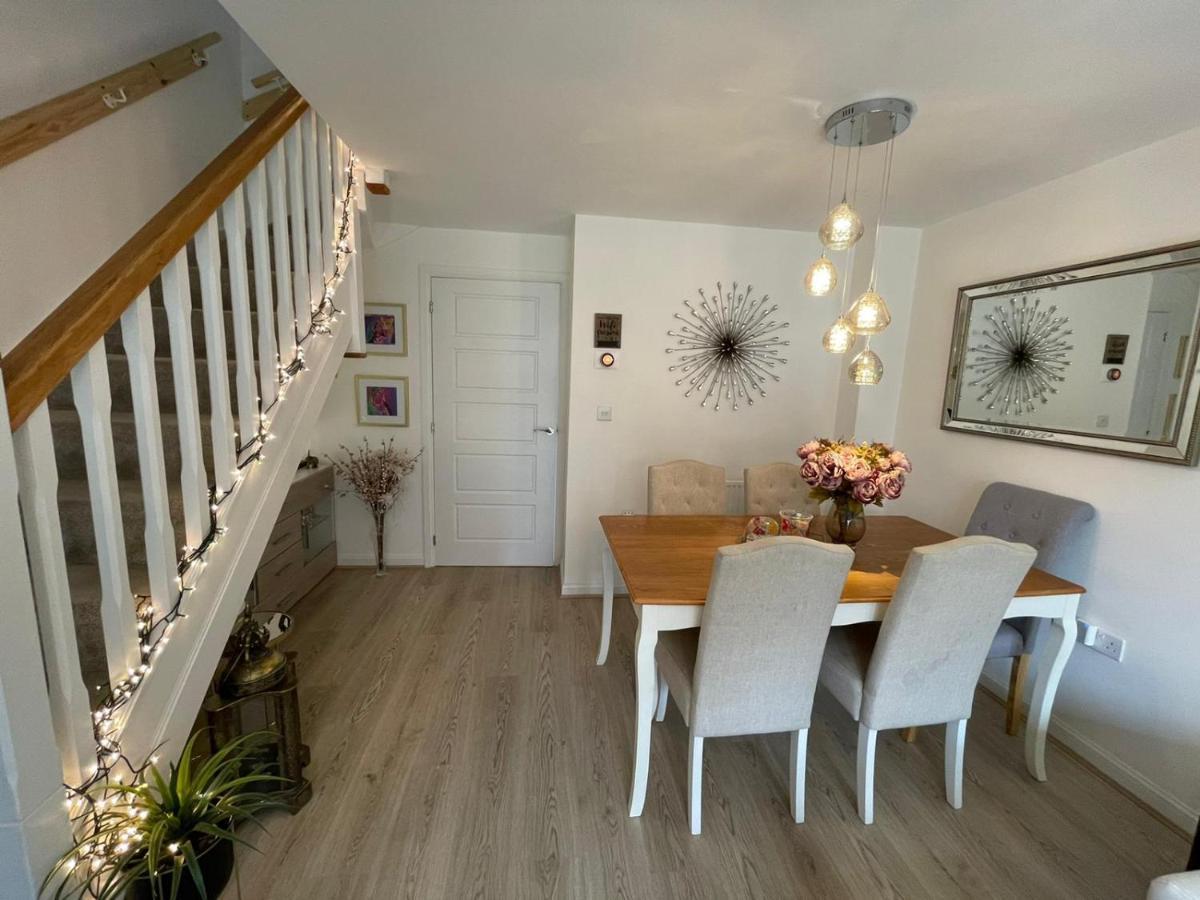 Comet Place Wellingborough Esterno foto