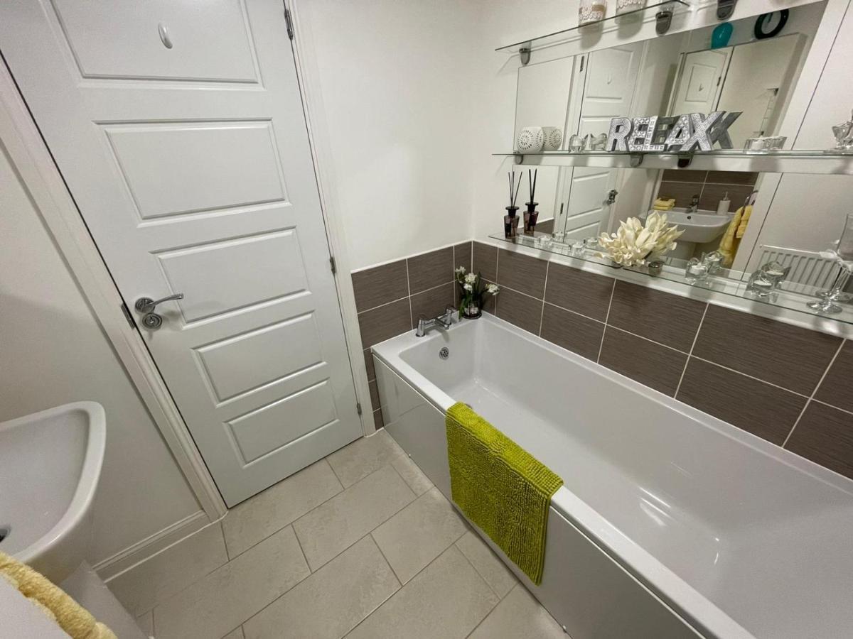 Comet Place Wellingborough Esterno foto